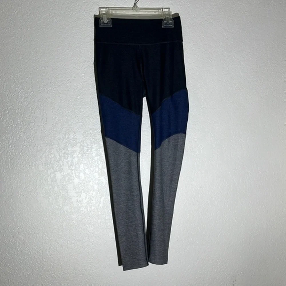 Outdoor voices leggings